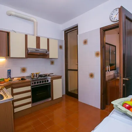 Sleeps 3